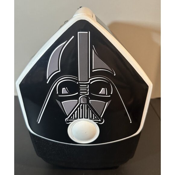 New Igloo x Star Wars Darth Vader Playmate Pal Cooler 7 Qt / 6 L / 9 Cans - Picture 7 of 10